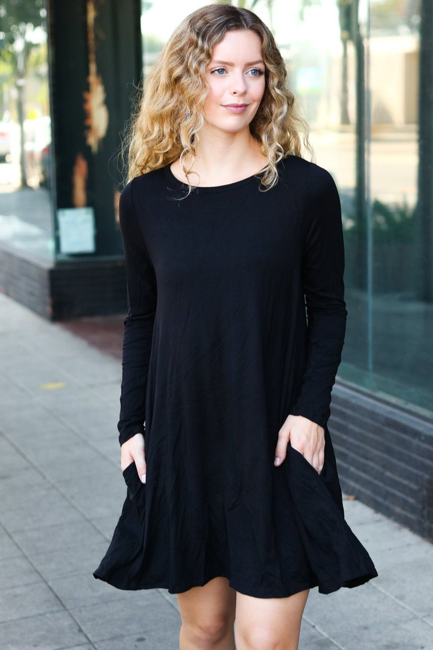 Classic Elegance Black Long Sleeve Shift Knit Dress